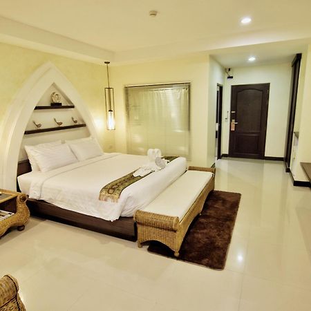 Phanomrungpuri Hotel Buriram Nang Rong Chambre photo