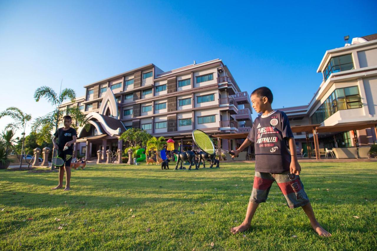 Phanomrungpuri Hotel Buriram Nang Rong Extérieur photo